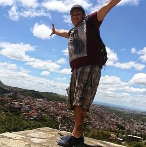 Meet your Posher, Manuel